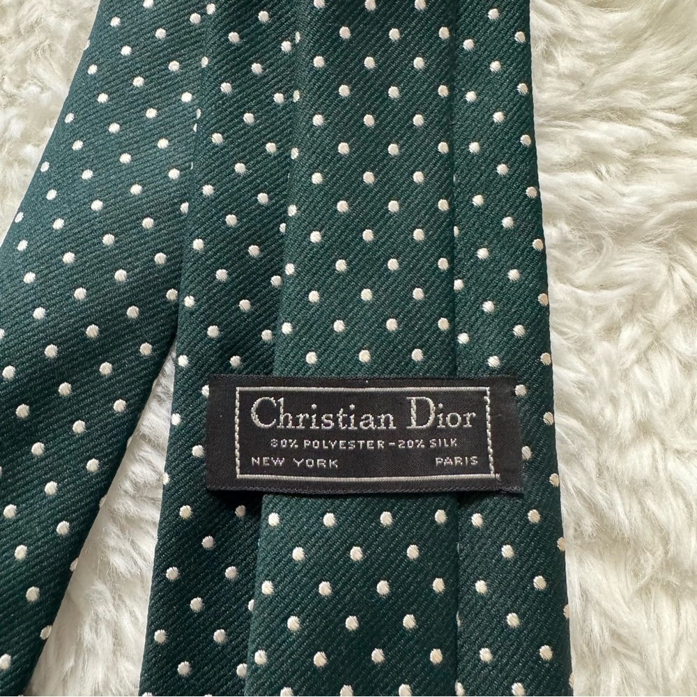 Dior Elegant Green and White Polkadots Neck Tie - Picture 3 of 8